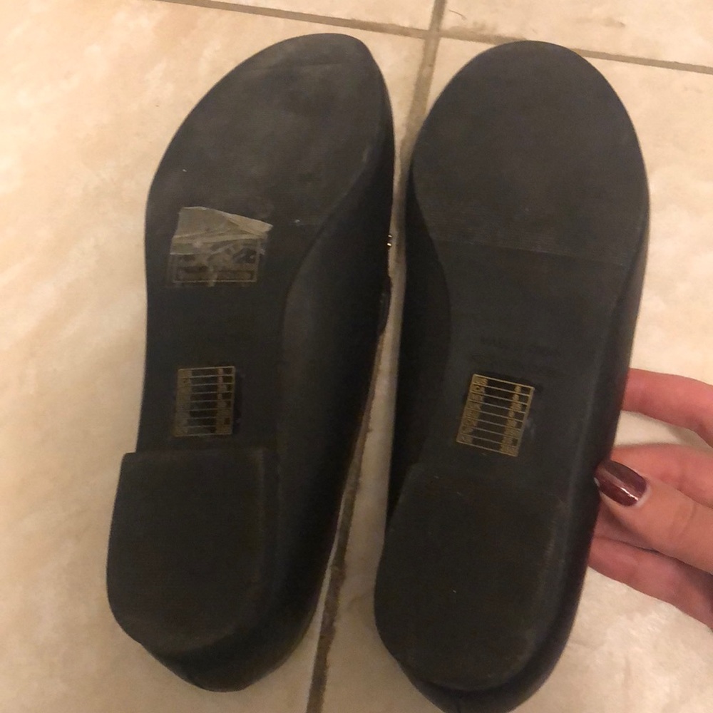 Flats - Picture 2 of 2